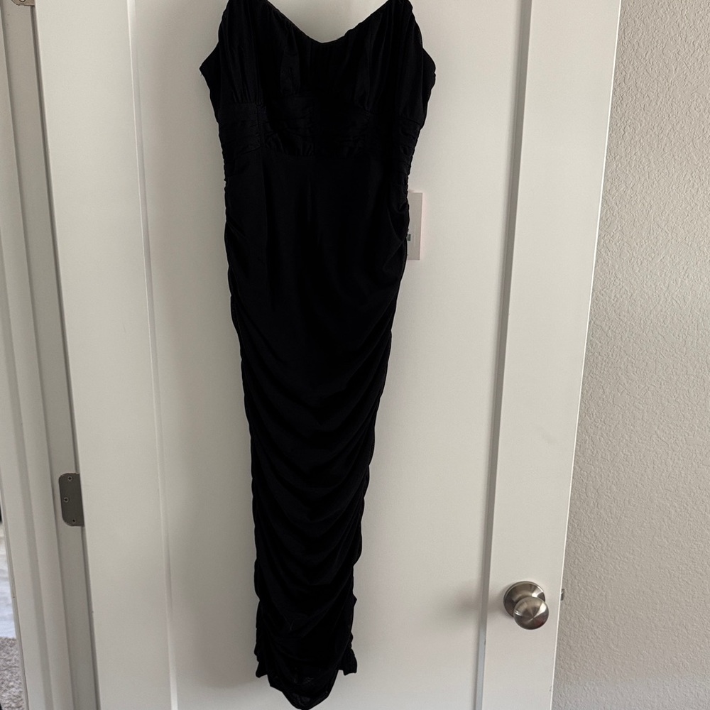 Hello Molly Elegant Black Ruched Evening Dress - Women
